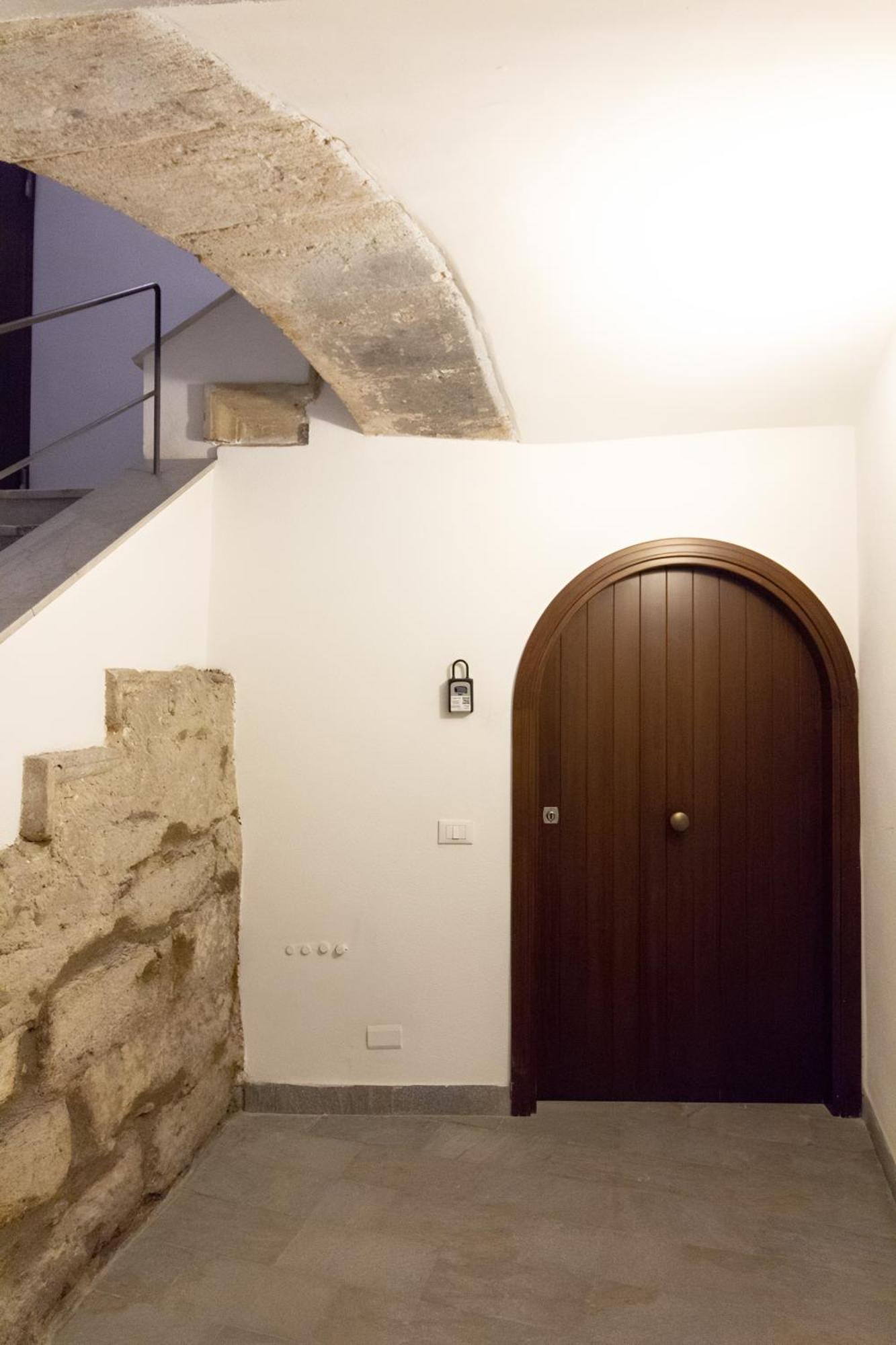 Monolocale Sant'Andrea Apartment Палермо Екстериор снимка